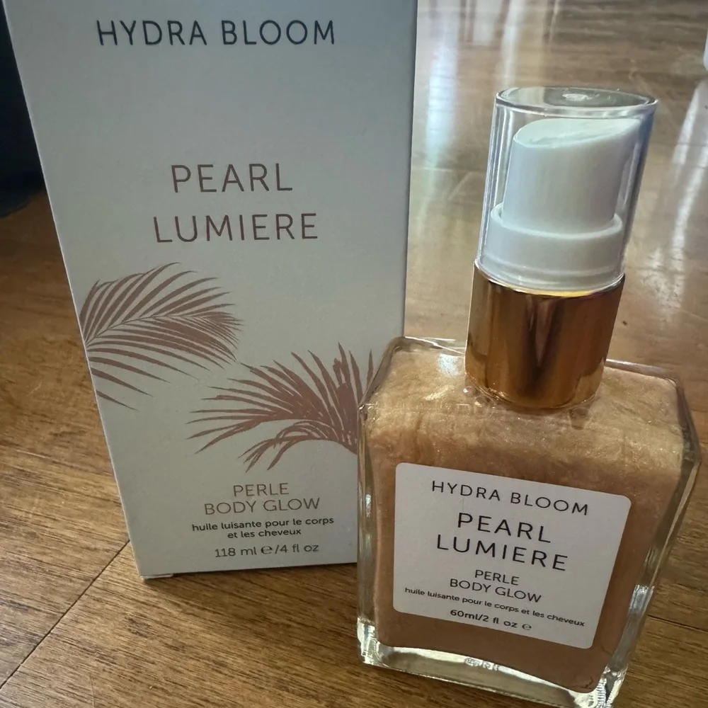 Lumiere Pearl Body Glow - Gold